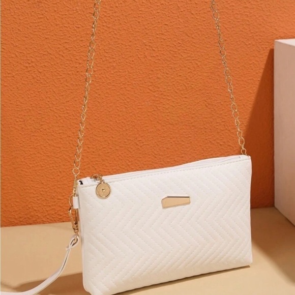 Quilted White Shoulder Bag with Gold Chain Strap - Chic & Versatile - Picture 8 of 8